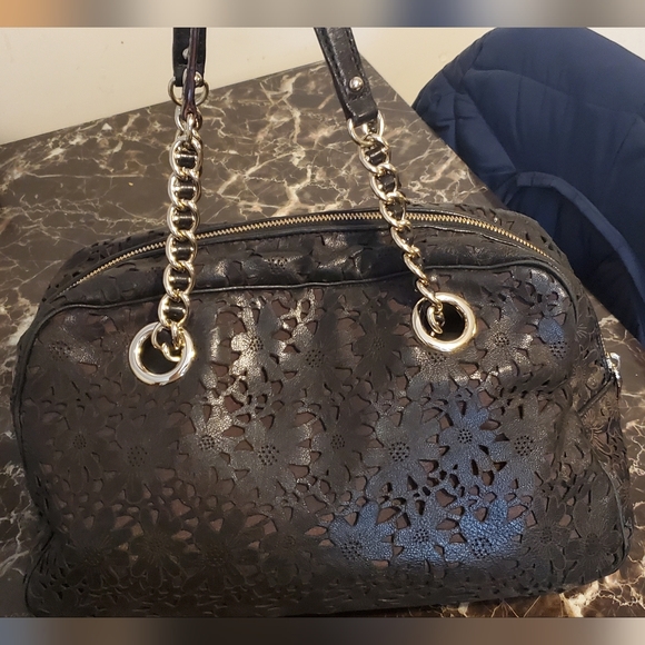 Kate Spade Sunflower Perforated Leather Rare Handbag/Shoulderbag EUC - Picture 16 of 17